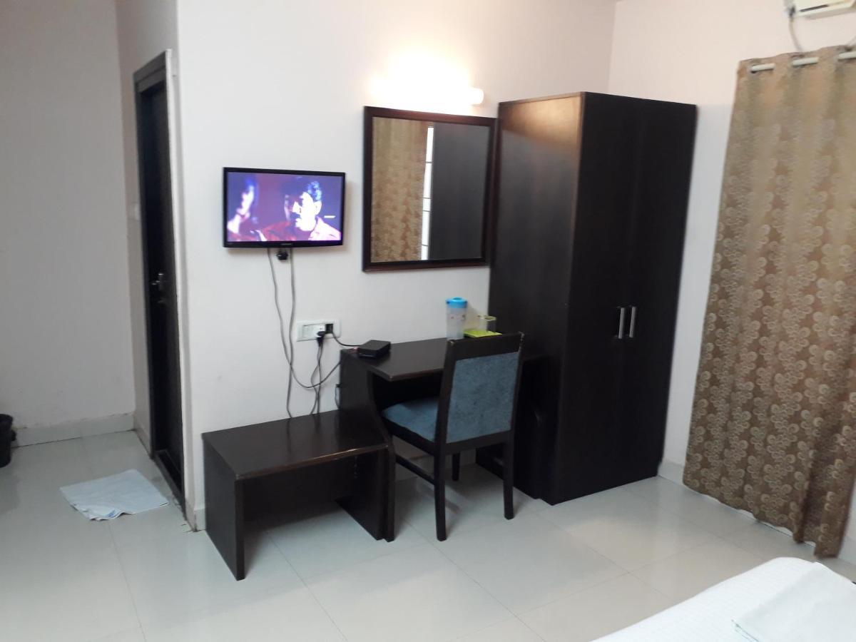 Hotel Seaqueen Residency Chennai Exterior foto
